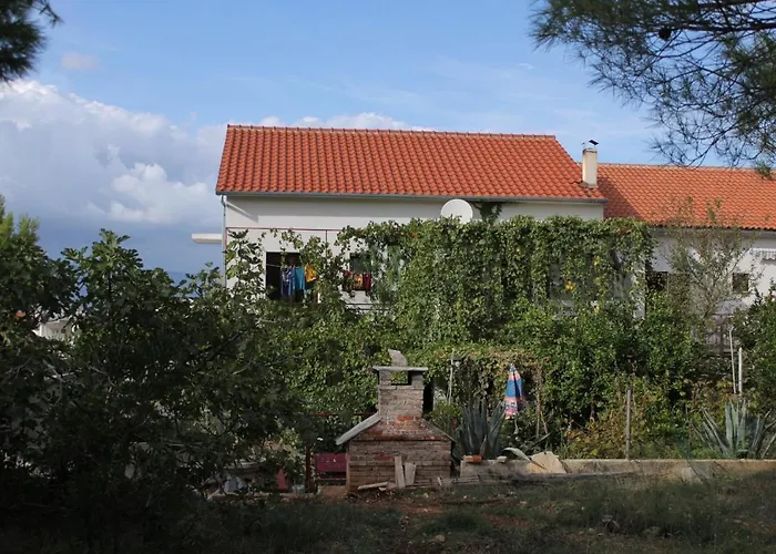 Διαμέρισμα With Parking Space Jelsa, Hvar - 5703 Jelsa (Hvar)