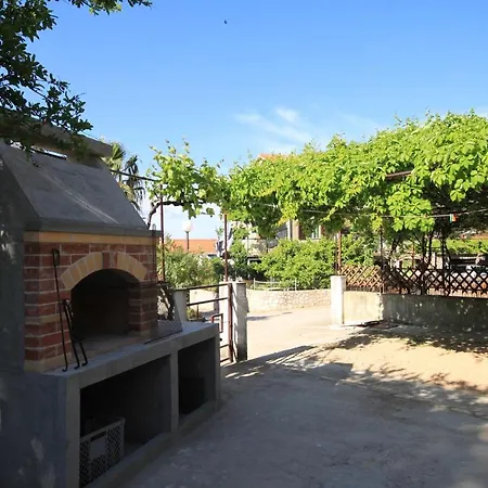 Apartamento With Parking Space Jelsa, Hvar - 5703 *