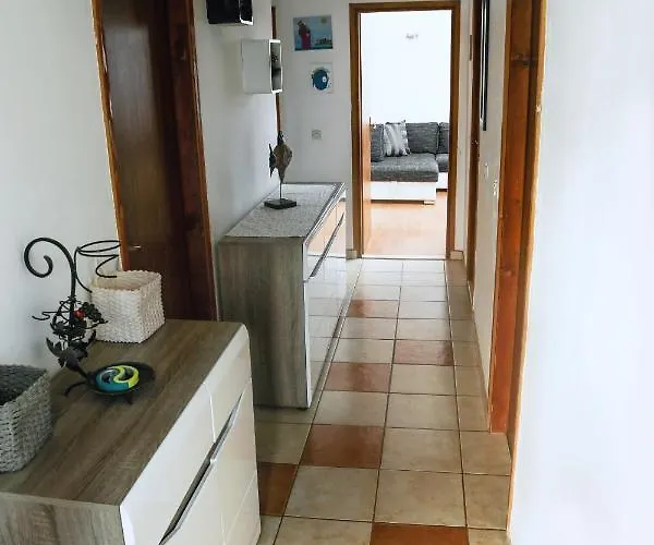 Apartamento With Parking Space Jelsa, Hvar - 5703 *